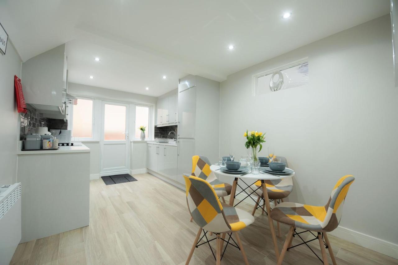 Laurel House Apartment Reading Ngoại thất bức ảnh