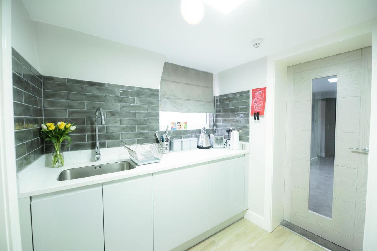 Laurel House Apartment Reading Ngoại thất bức ảnh